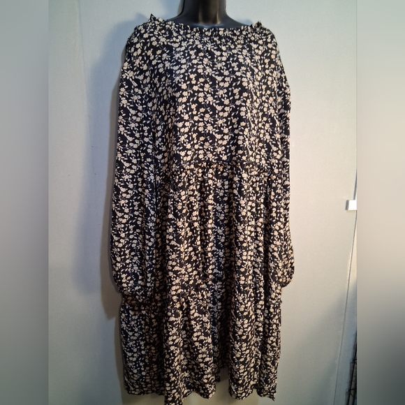 Hayden Los Angeles Elegant Black and White Floral Dress 2XL Cottagecore Tiered - Picture 2 of 15